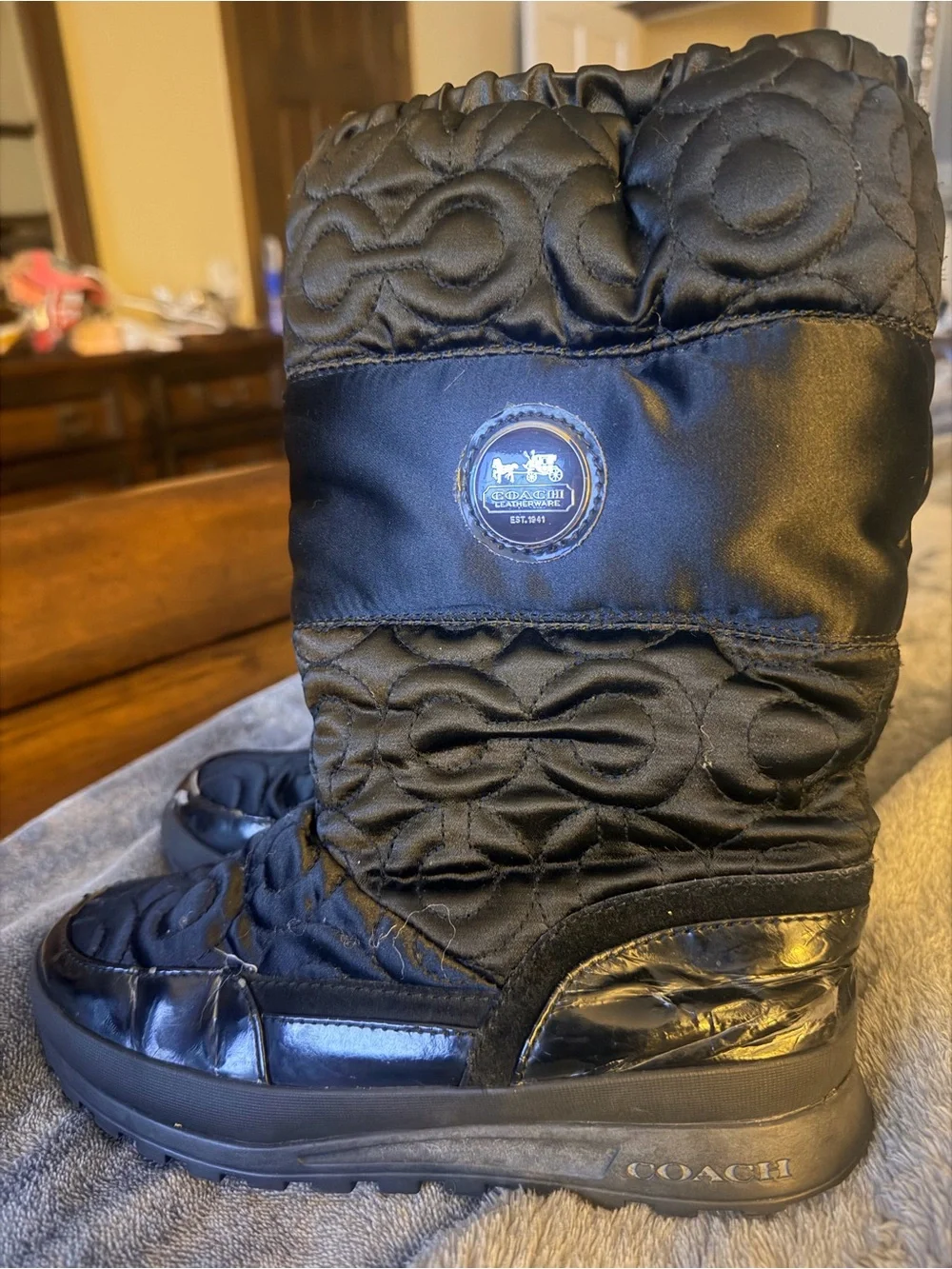 Coach Black Quilted Snow Boots Size 6